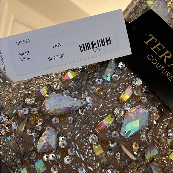 Terani Couture Gown - Picture 9 of 10